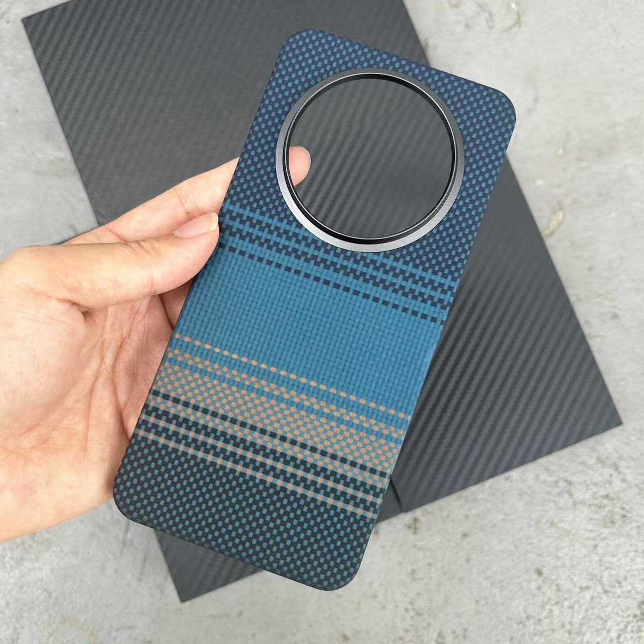 Ultra İnce Karbon Fiber Magsaf - Huawei Mate 60 incelemesi ve fiyatı